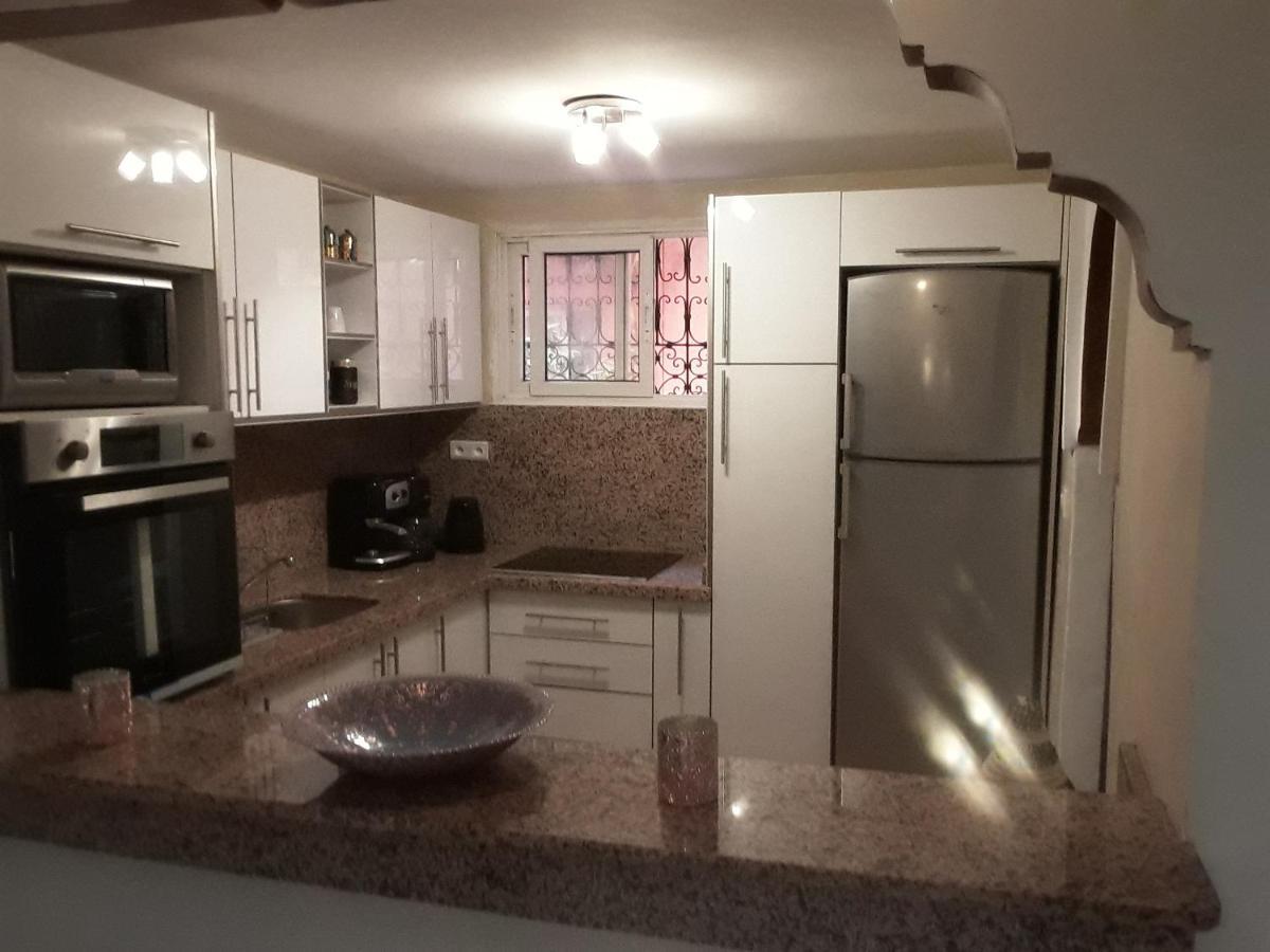 Un Riad pour se divertir en famille&se détendre Marrakesh Exterior foto
